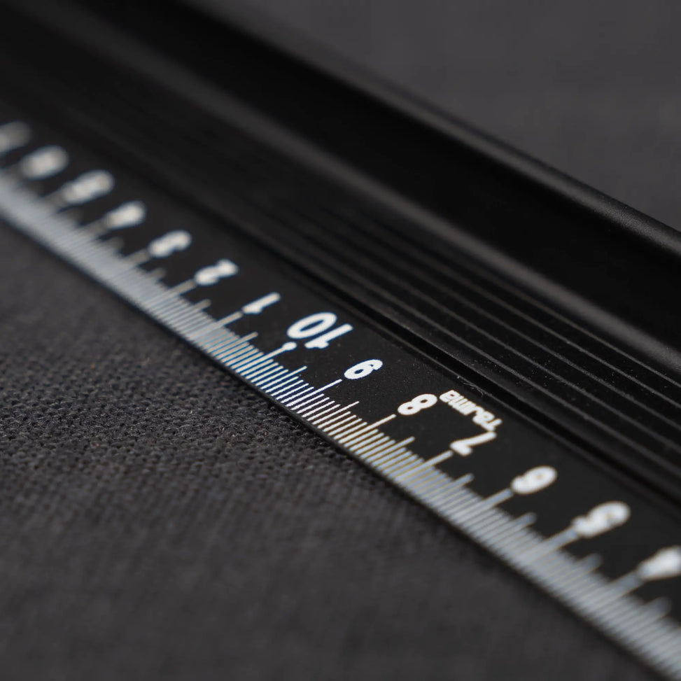 Tajima Cutter Guide Slim 30cm